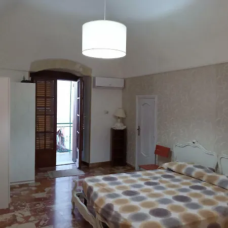 Largo Menzullo